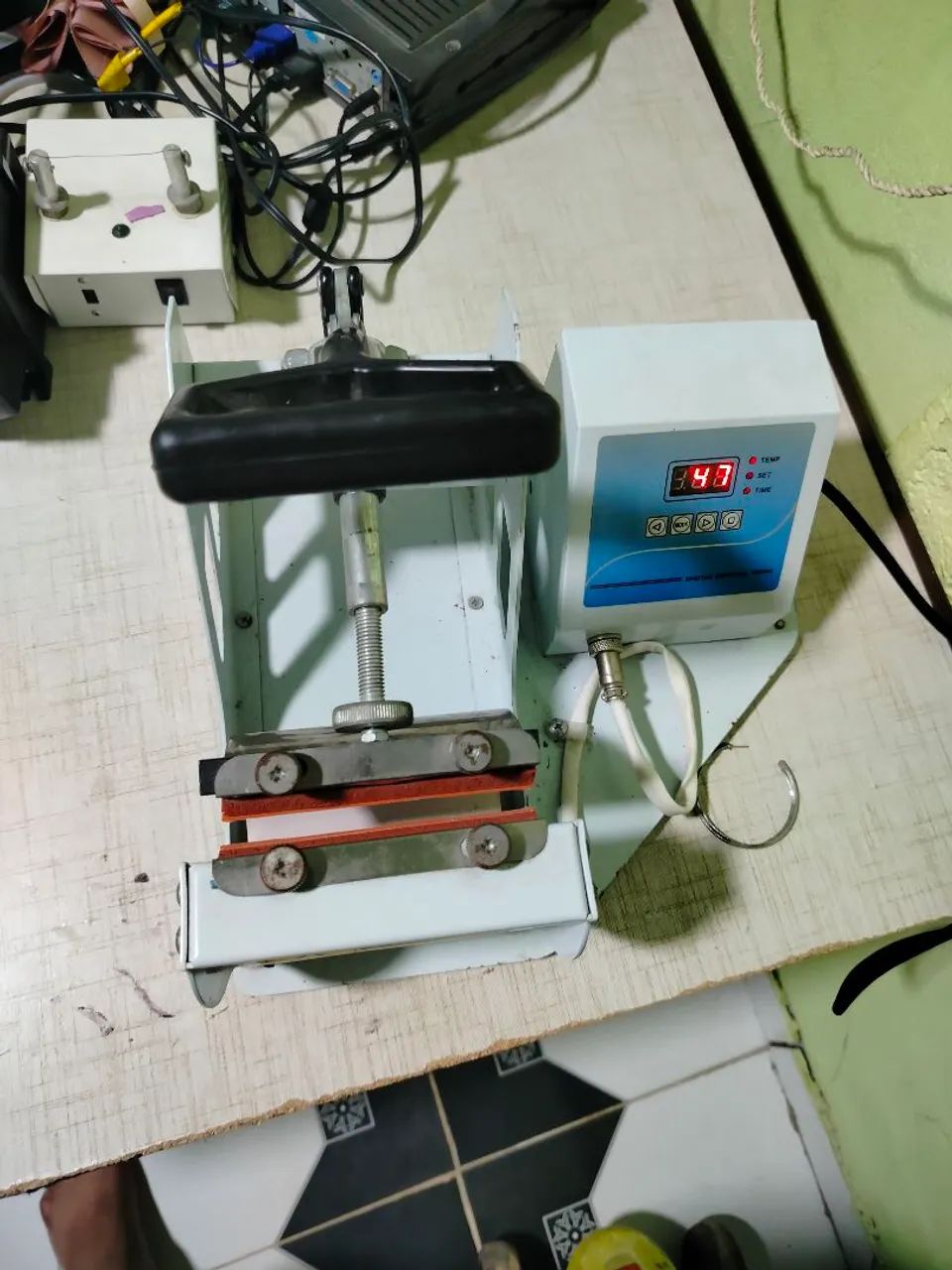 Prensa de caneca  - Foto 2