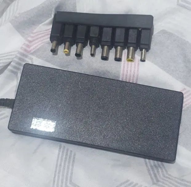 Universal Laptop Charger