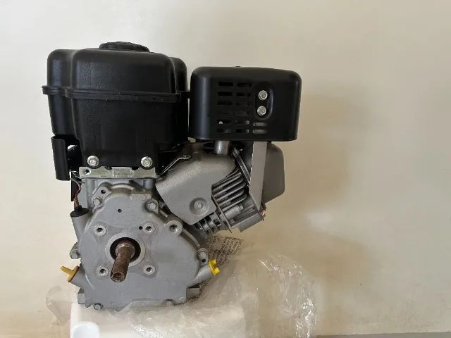 Motor estacionário a gasolina 6.0 HP, 205cv - nunca foi ligado - Foto 2