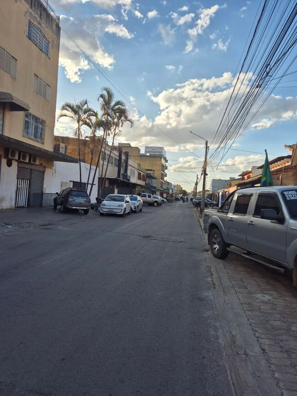 Alugo loja Praça do D.I.