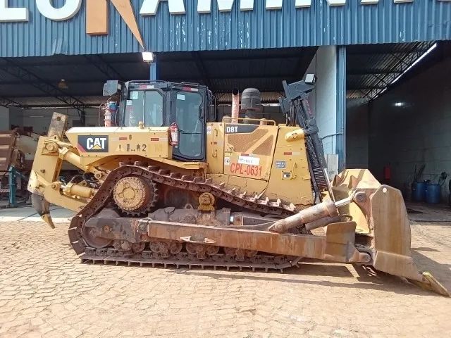 Trator de Esteira Caterpillar D8T - Foto 2