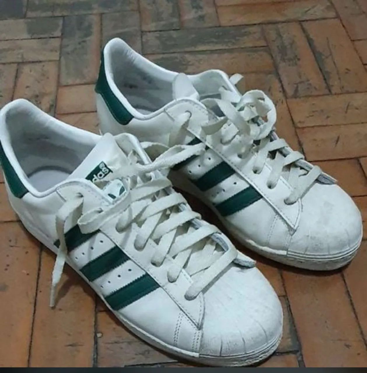 Tênis Adidas superstar branco e verde
