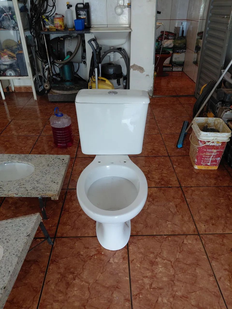 Coupled vase 64253997989379121