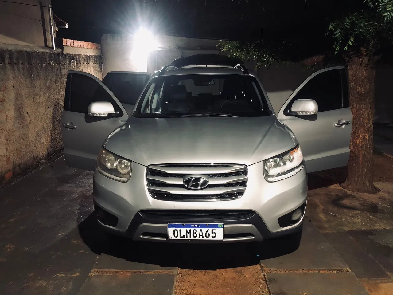 SUV - HYUNDAI 