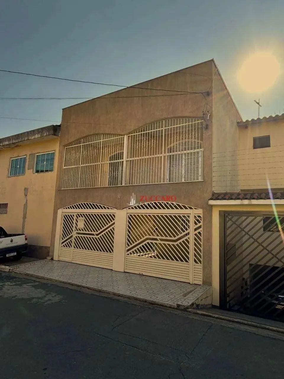 Excelente Sobrado Jardim Presidente Dutra - Foto 2