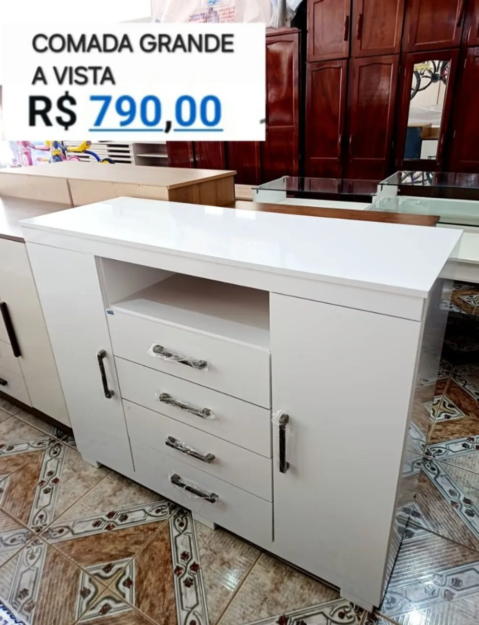 Comoda Grande Branca - Organização e Estilo