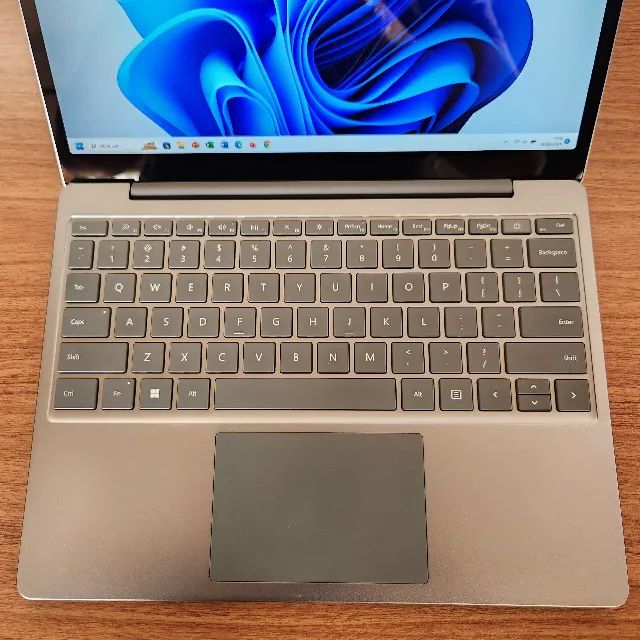 Notebook Microsoft Surface Laptop GO 2 i5-1135G7 8GB DDR4 128GB SSD 12.4" Touch-Screen - Foto 2