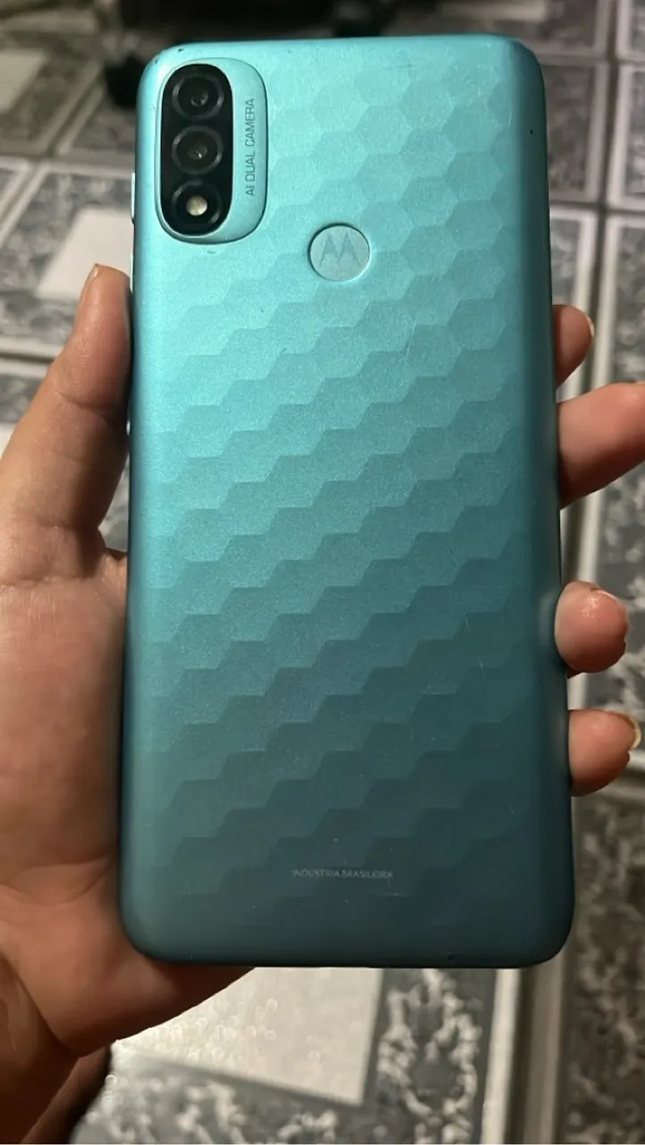Moto E20