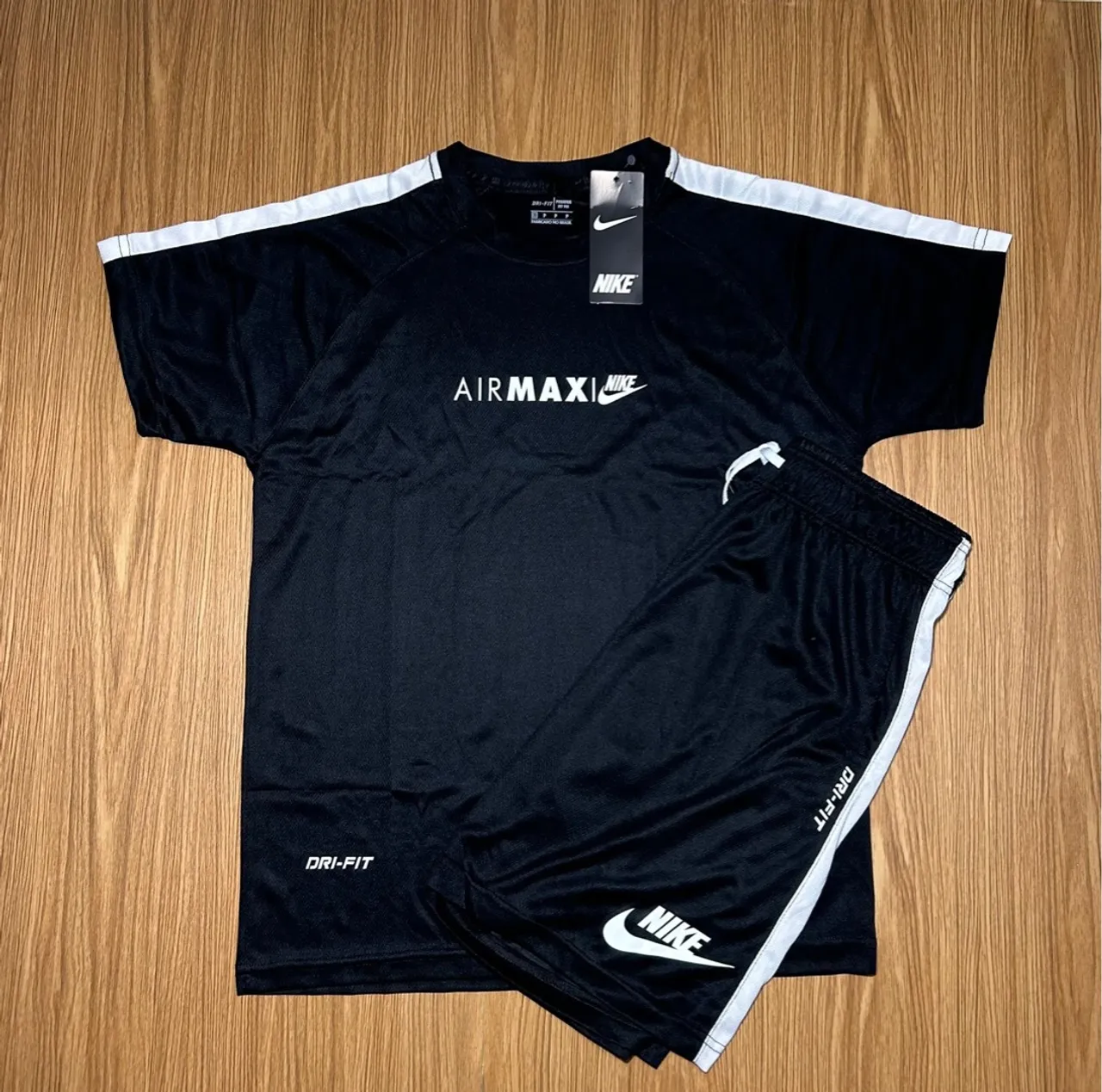 Conjunto Esportivo Dri-Fit