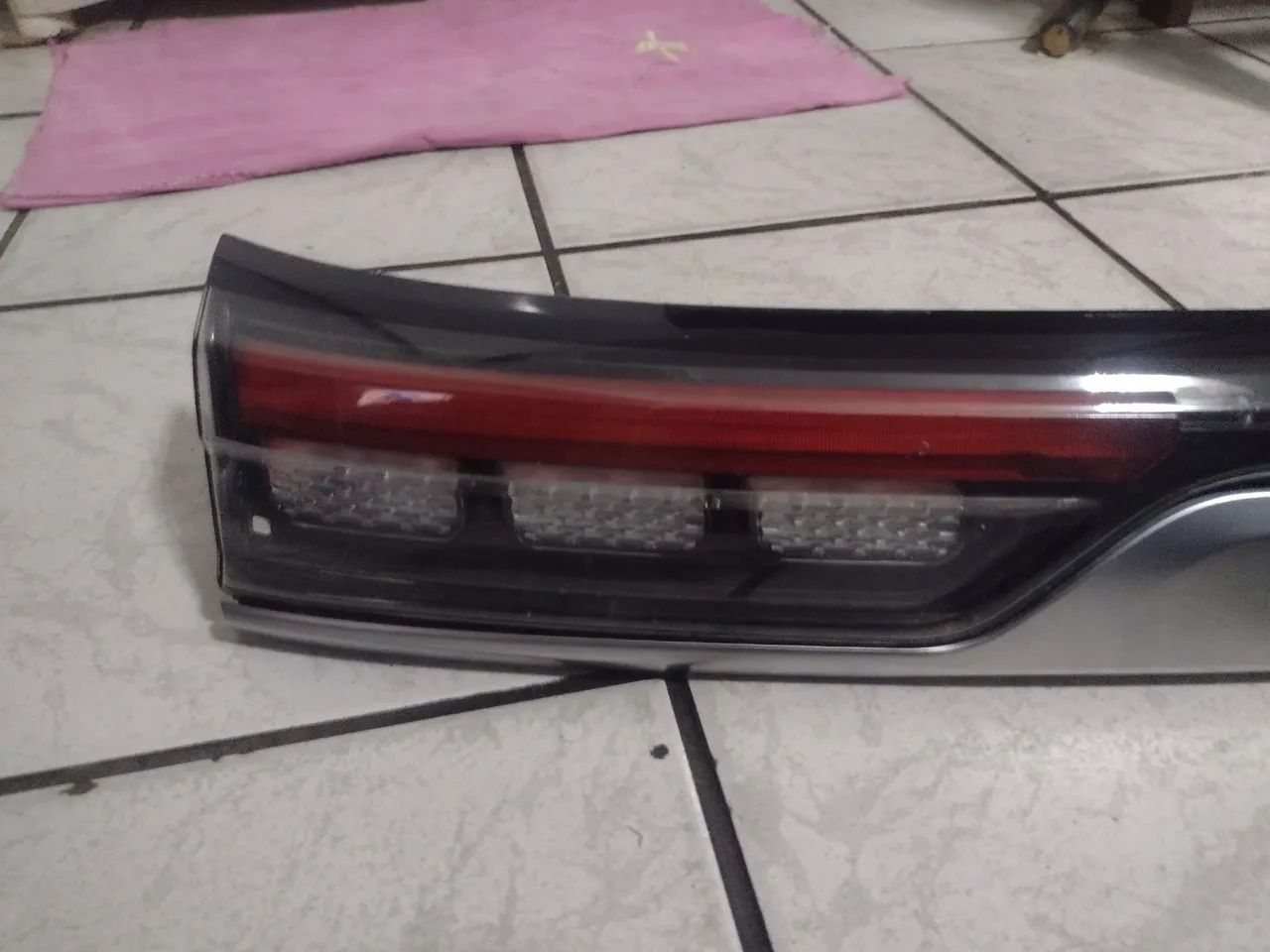 Lanterna central jeep commanader - Foto 2