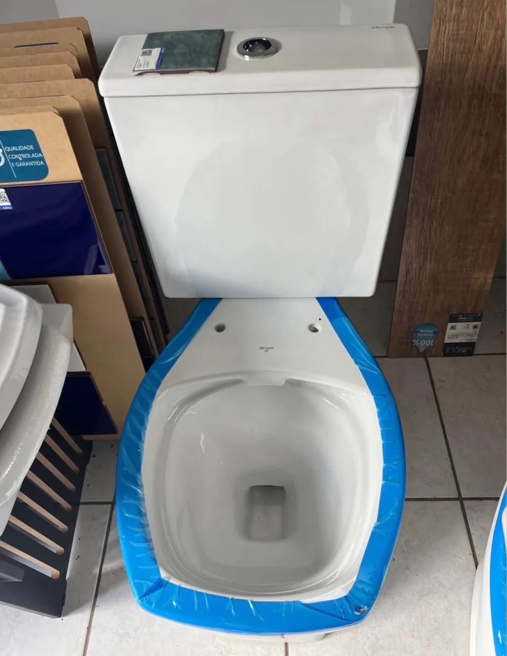 Promoção   Bacia Acoplada  de Luxo  Classe A  Quadrado  Vazão Total