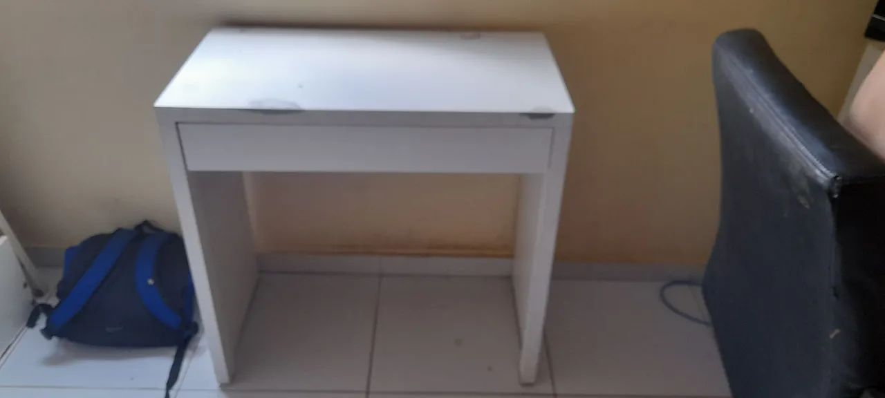 Mesa de estudo - Foto 2