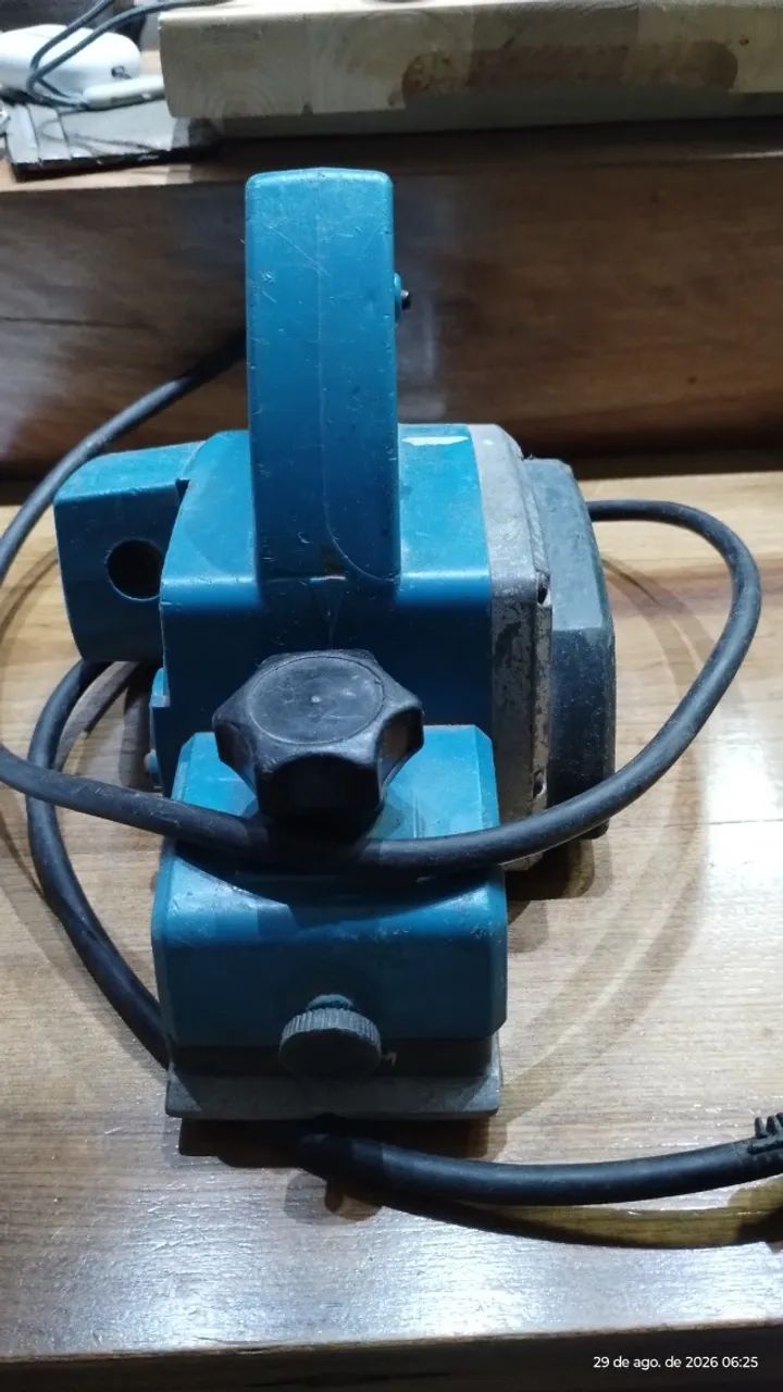 Plaina elétrica Makita  - Foto 4