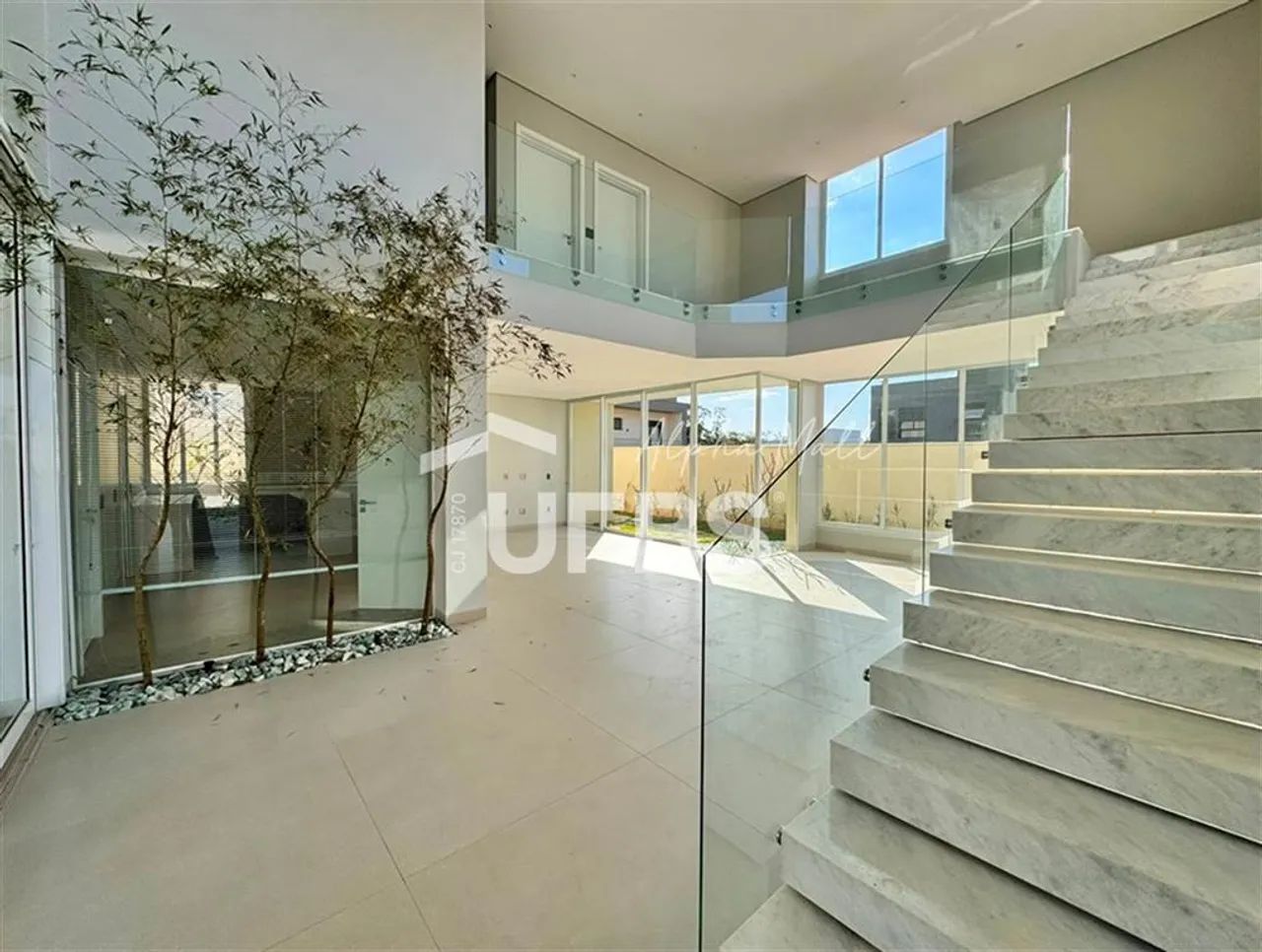 0 - Casa 5 quartos, sendo 5 suítes - Foto 2
