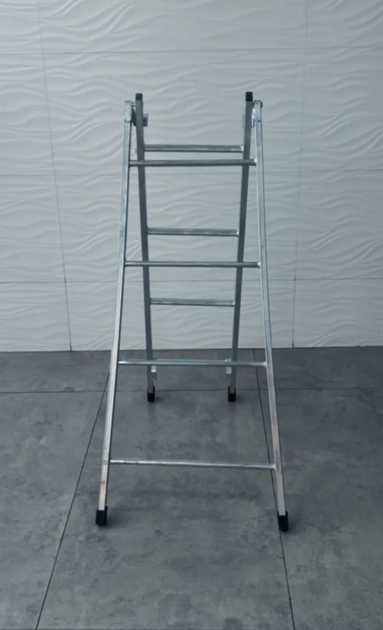 ESCADA METALON