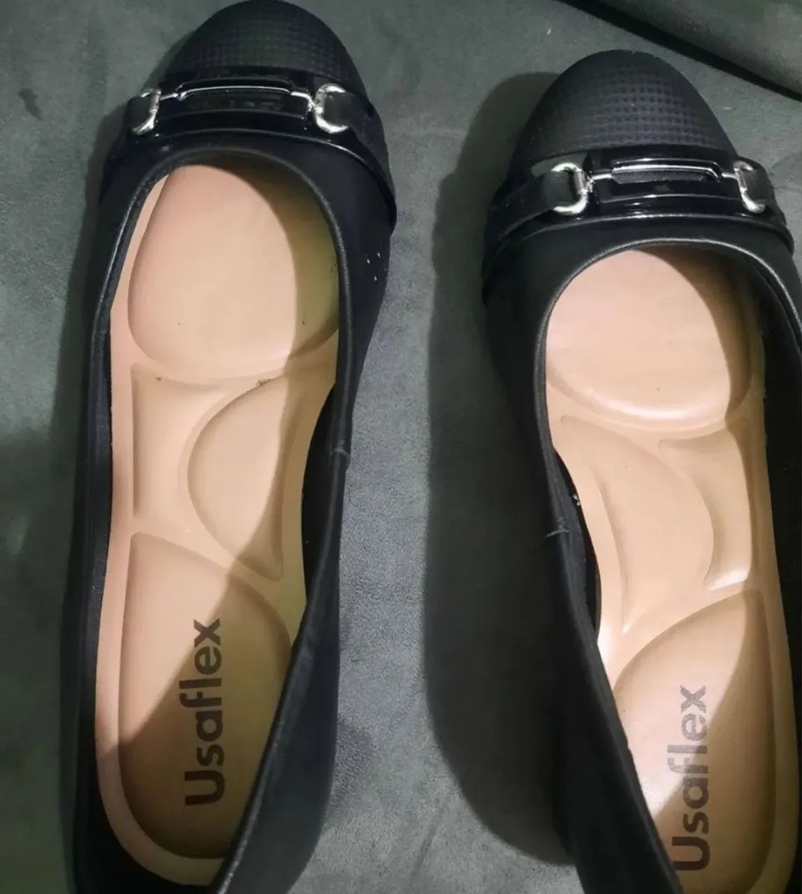 Sapato preto Usaflex com salto bloco