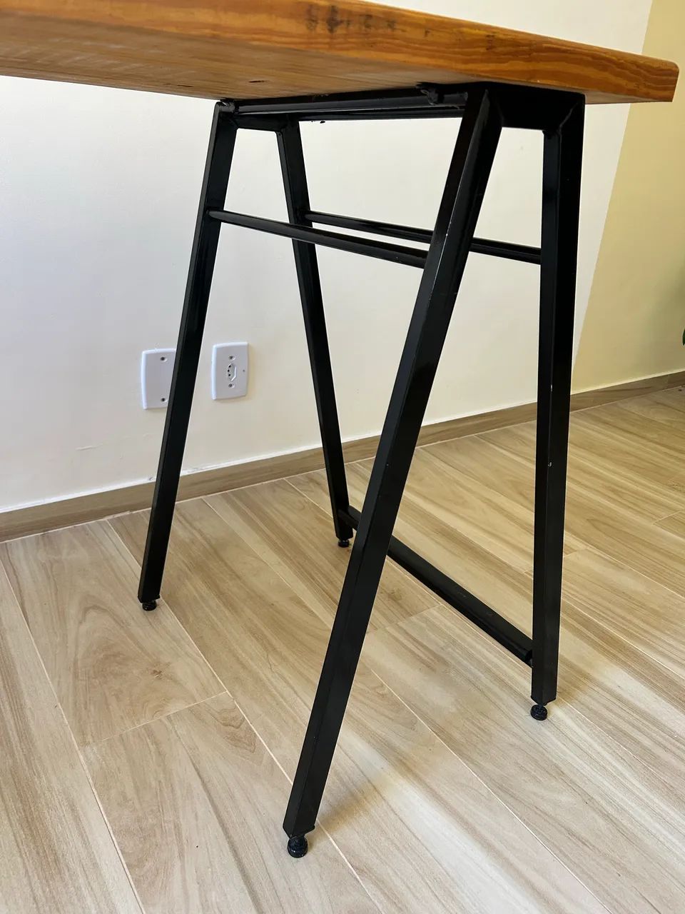 Mesa de escritório de madeira  - Foto 3