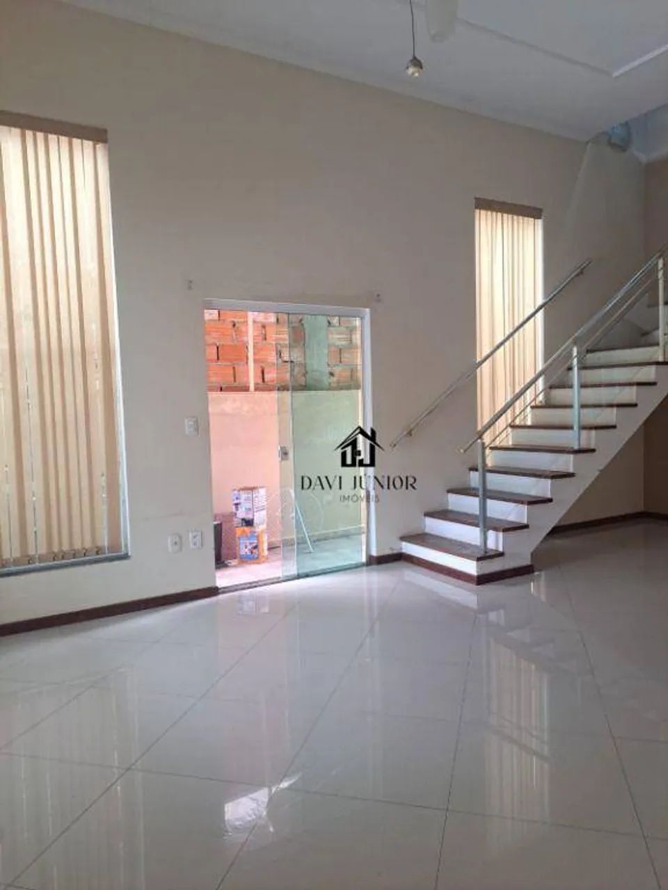 Casa com 3 dormitórios à venda, 240 m² por R$ 850.000 - Condomínio Villa Verona - Sorocaba - Foto 2