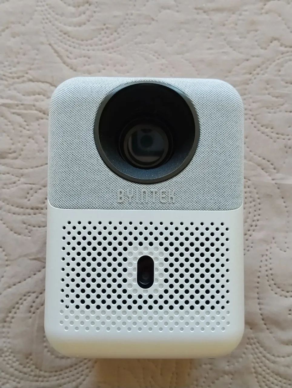 PROJETOR BYINTEK 