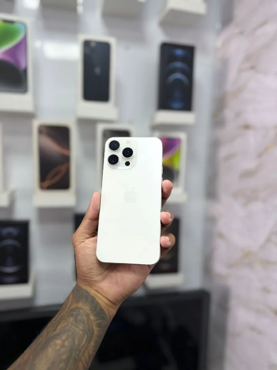 Apple iPhone 15 Pro 本体　美品 楽天市場】iphone15 pro（スマートフォン本体｜スマートフォン