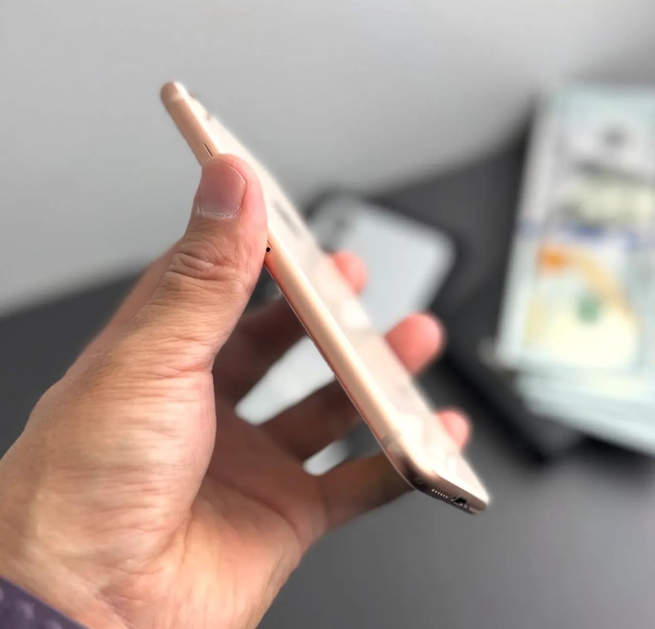 Iphone 8 64GB COM CAIXA 