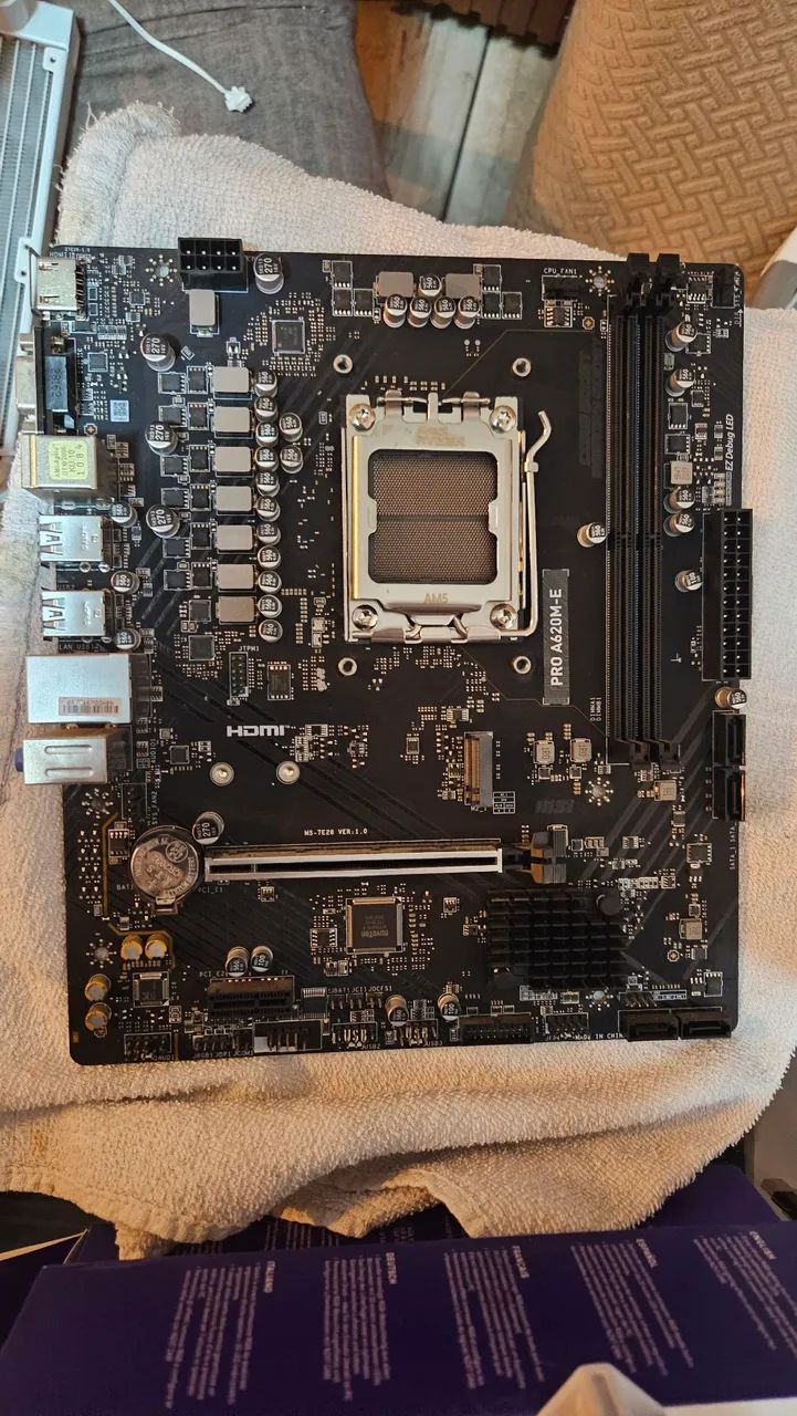Placa mãe msi a620m - Foto 4