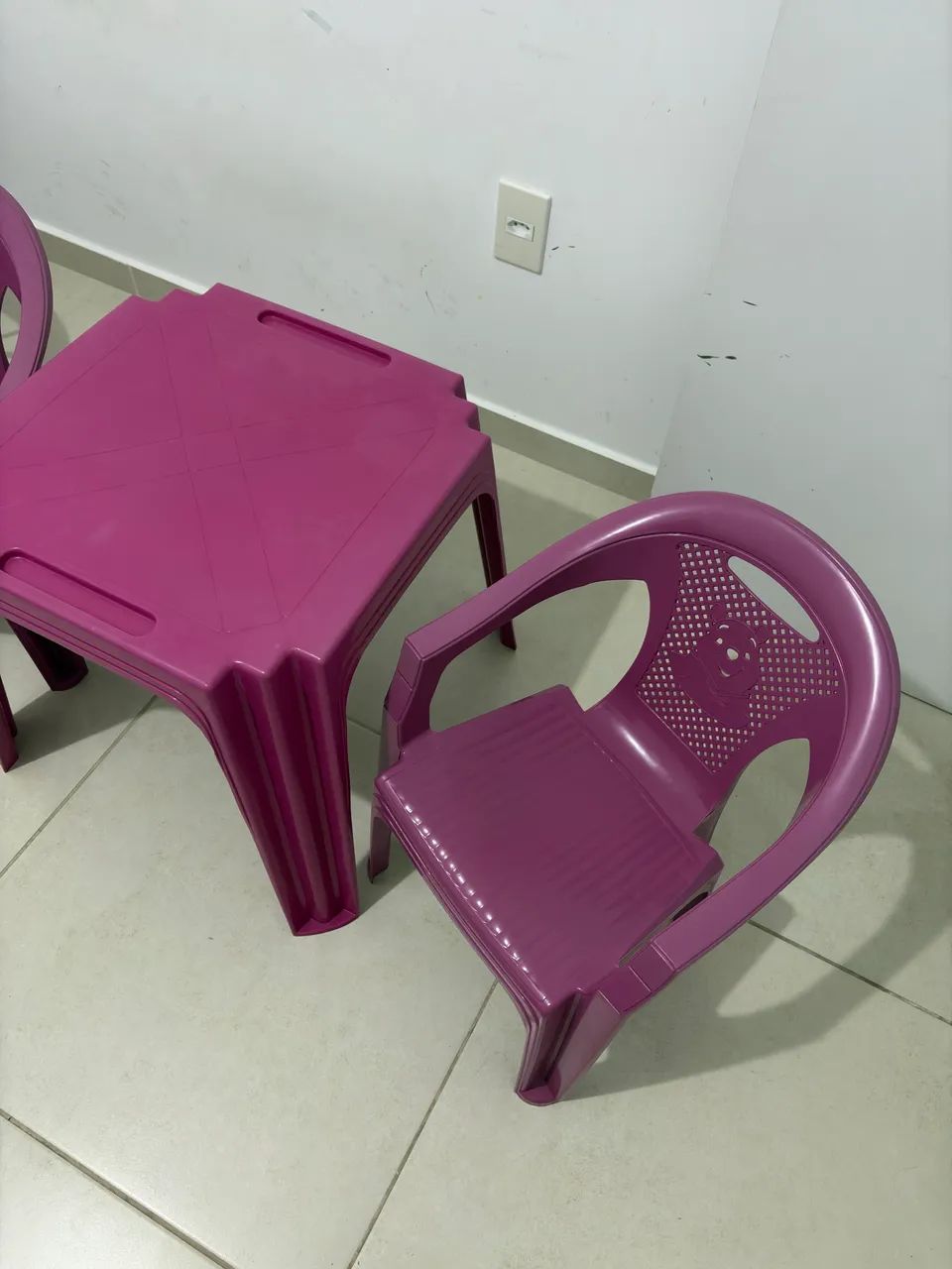 Mesa e cadeiras infantil  - Foto 4