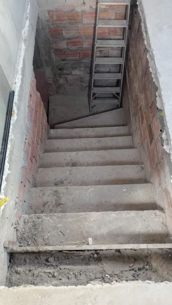 Escada de concreto - Foto 2