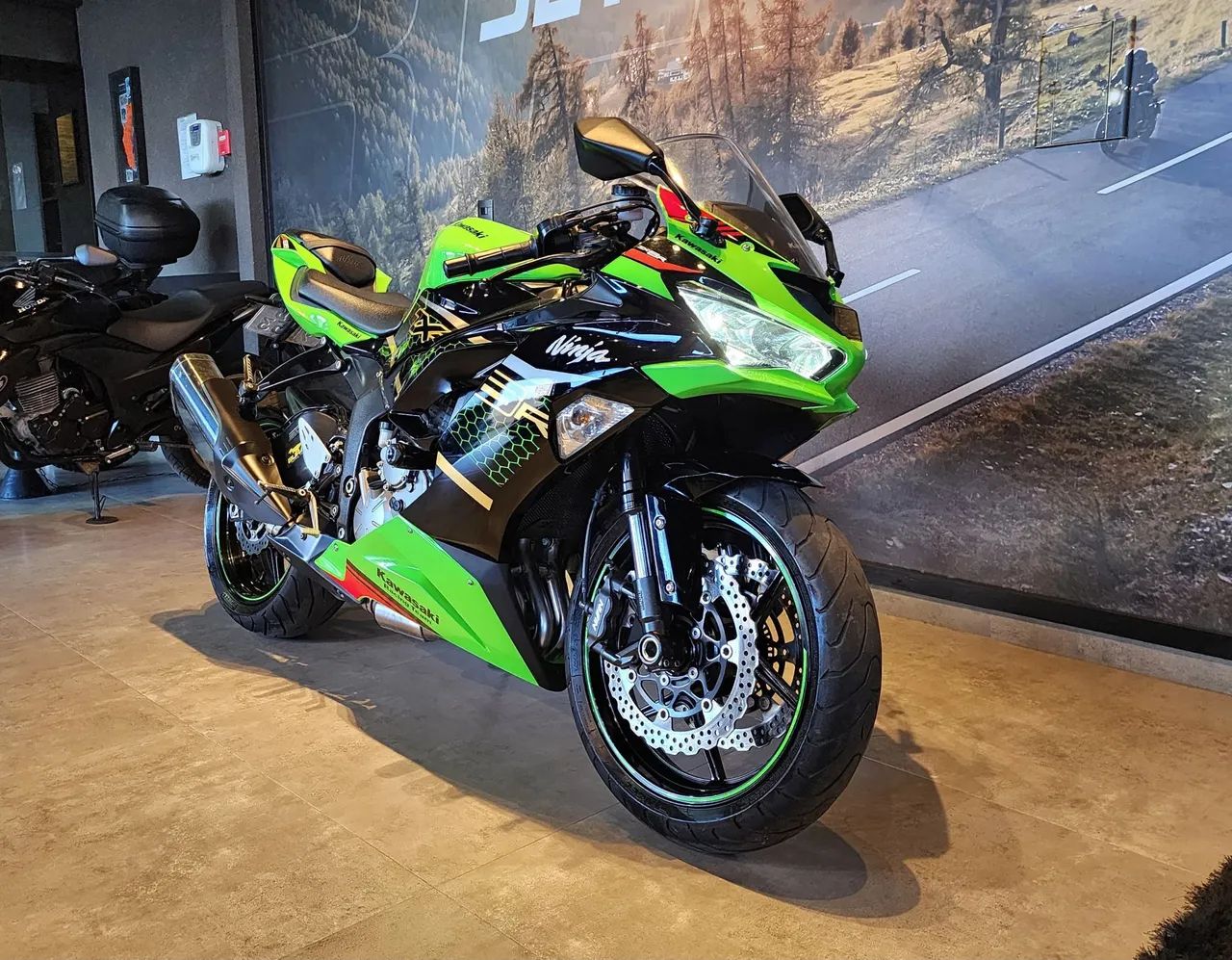 Kawasaki Zx-6r 636cc 2020 - 1494721478 | OLX