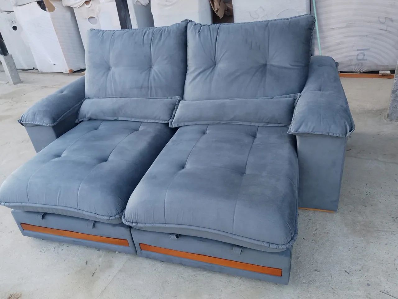 Sofa retratil cinza 2,50 de luxo !! - Foto 2