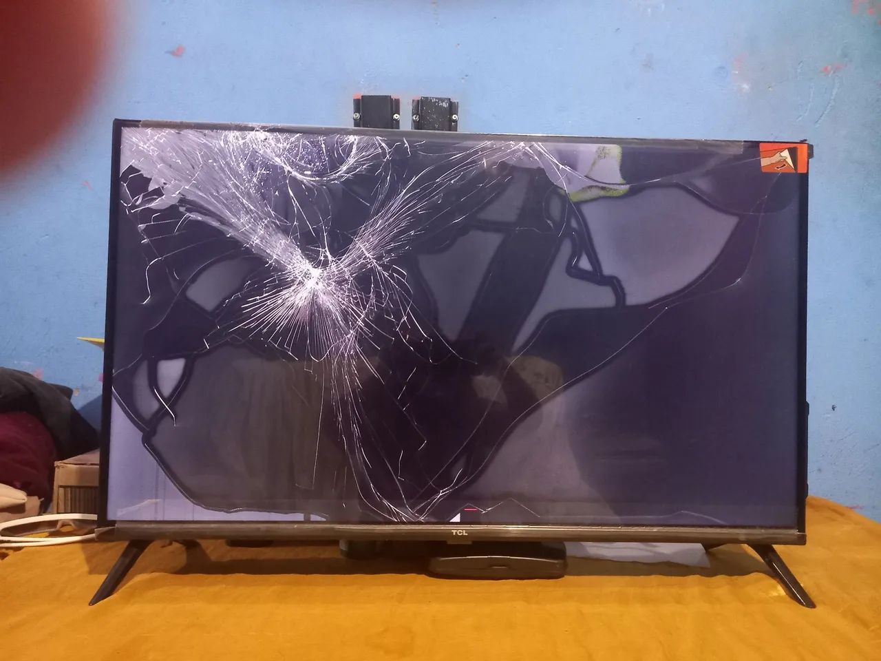 Vendo uma tv smart 32 polegada