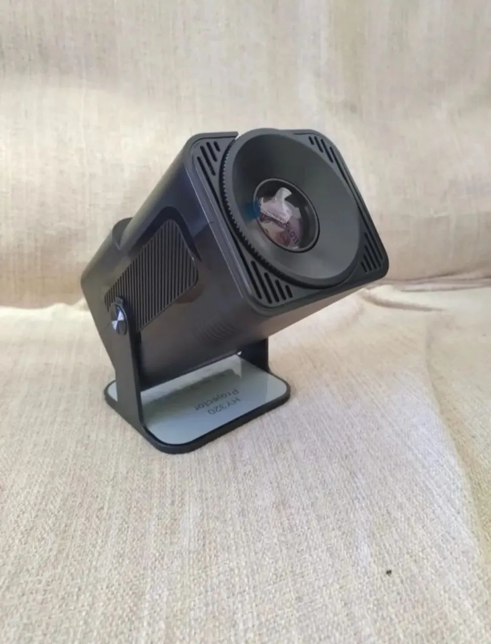 PROJETOR HY320