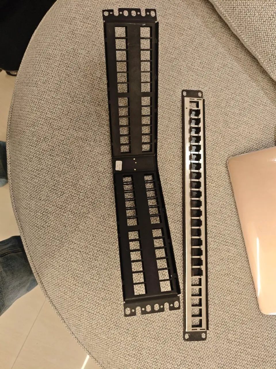 Patchpanel P/ Rack Descarregado Furukawa 24 e 48 Portas - Foto 2