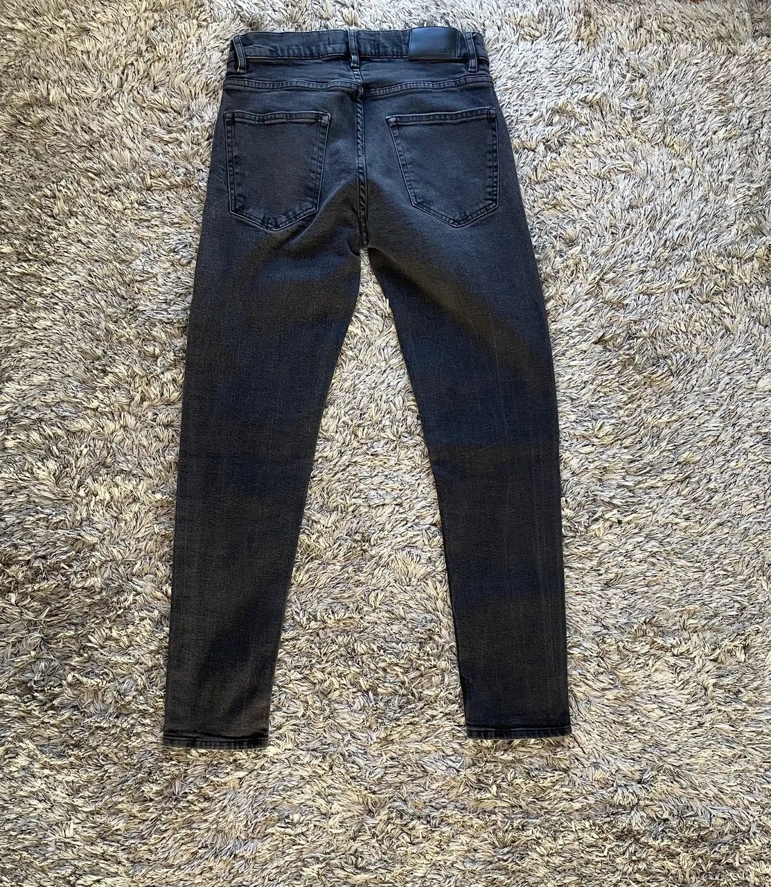 Calça jeans Zara preta  - Foto 2