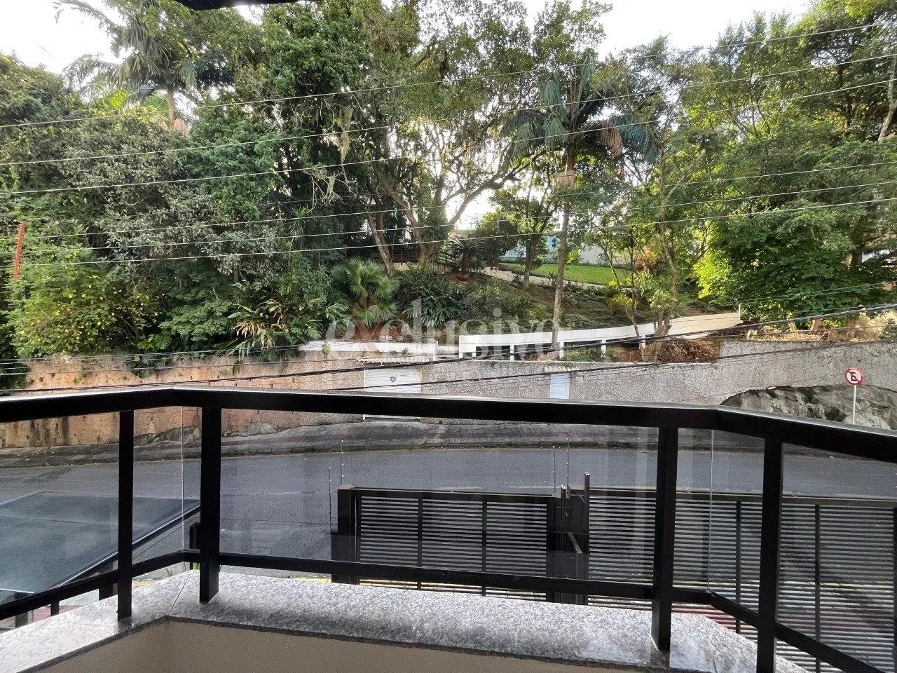 Apartamento 2 dormitórios em Coqueiros - Foto 4