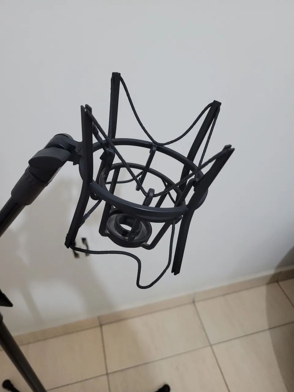 Microfone Condensador AKG P220 - Foto 4