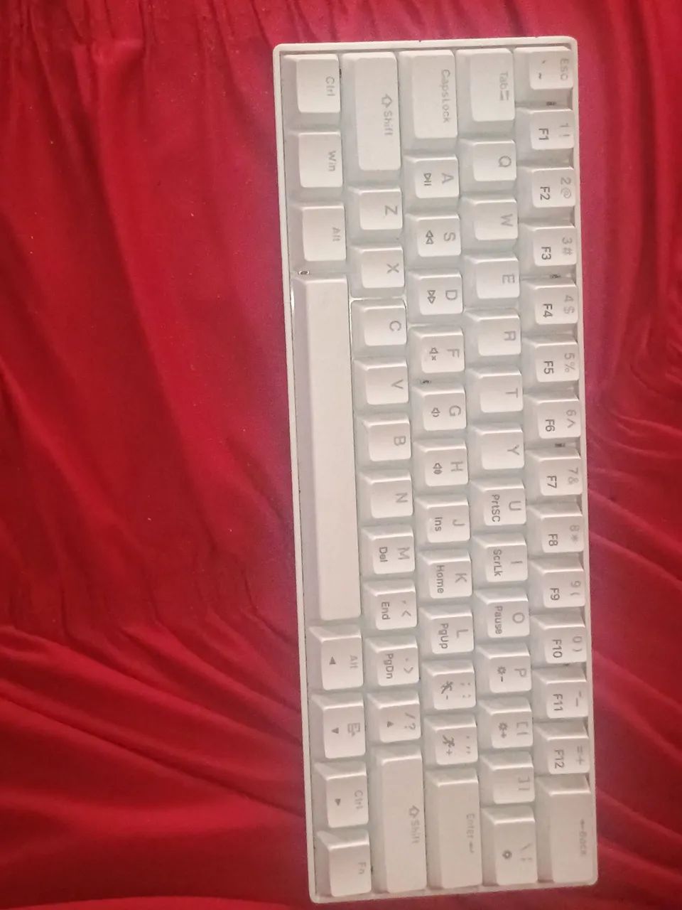 Teclado com fio e rgb