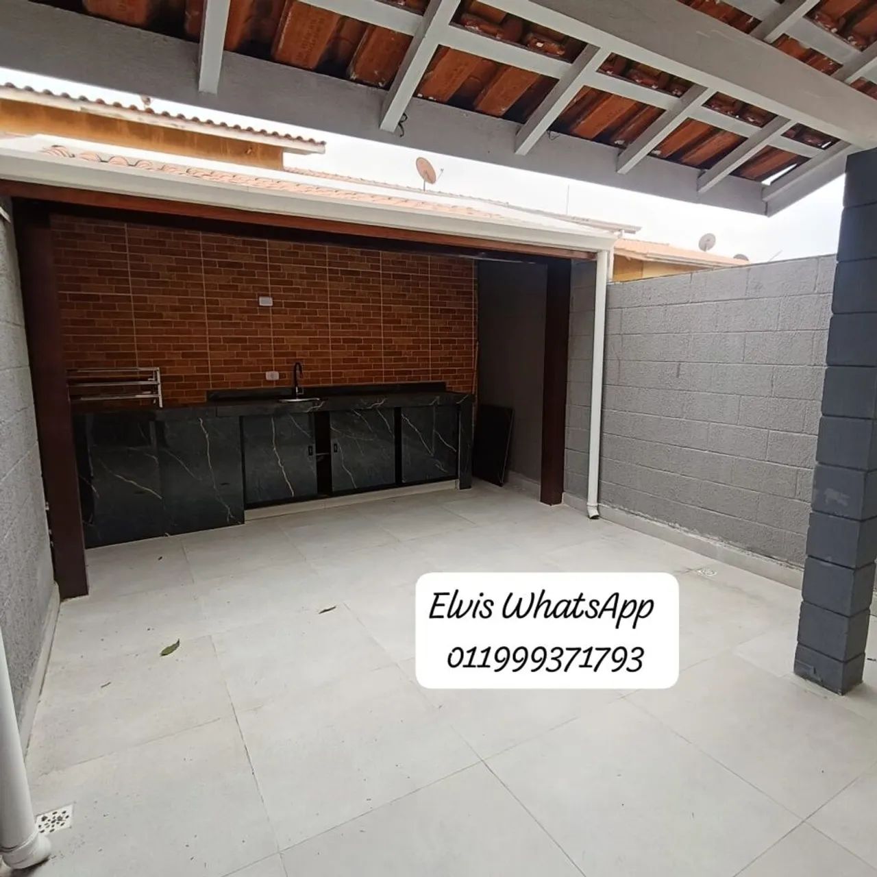 Casa em Condomínio Fechado! FL31