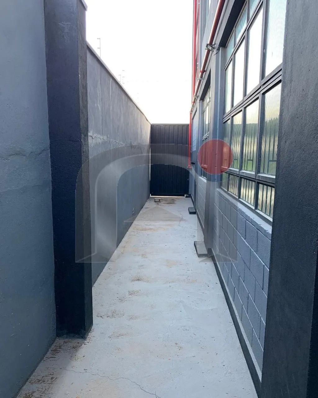 PRÉDIO COMERCIAL COM 4 ANDARES - Foto 4