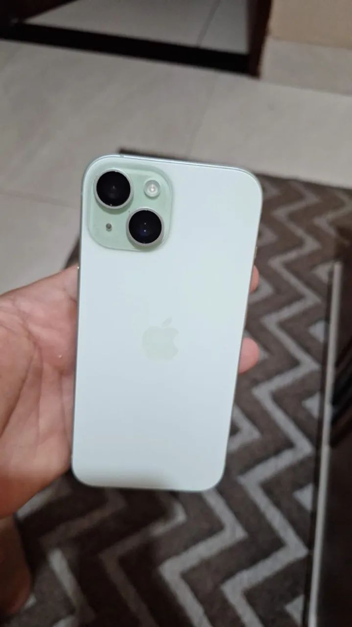 Iphone 15 128GB Green - Foto 4