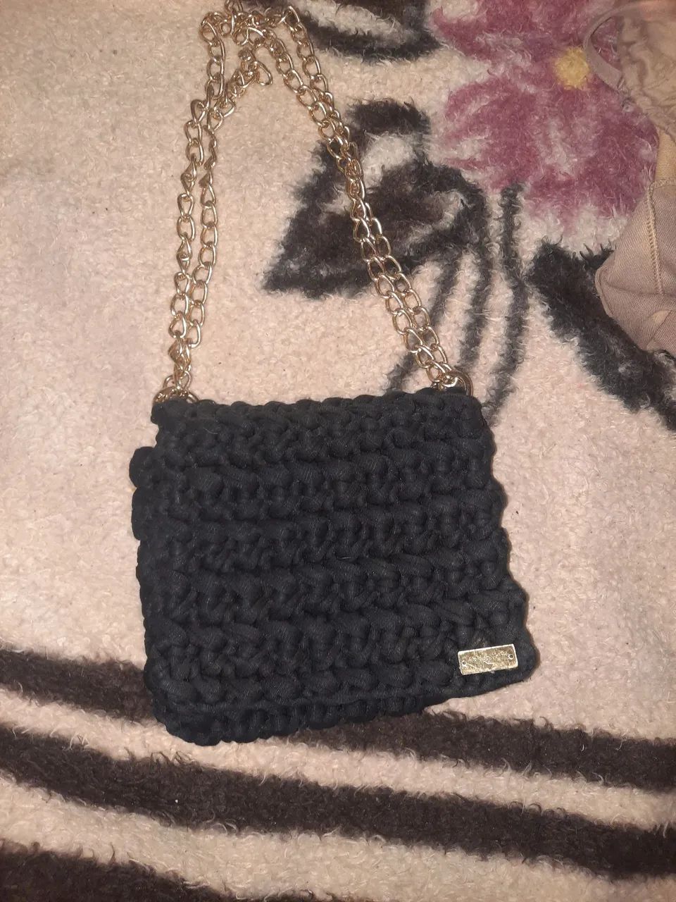 Bolsa de croche com alça dourado  - Foto 2