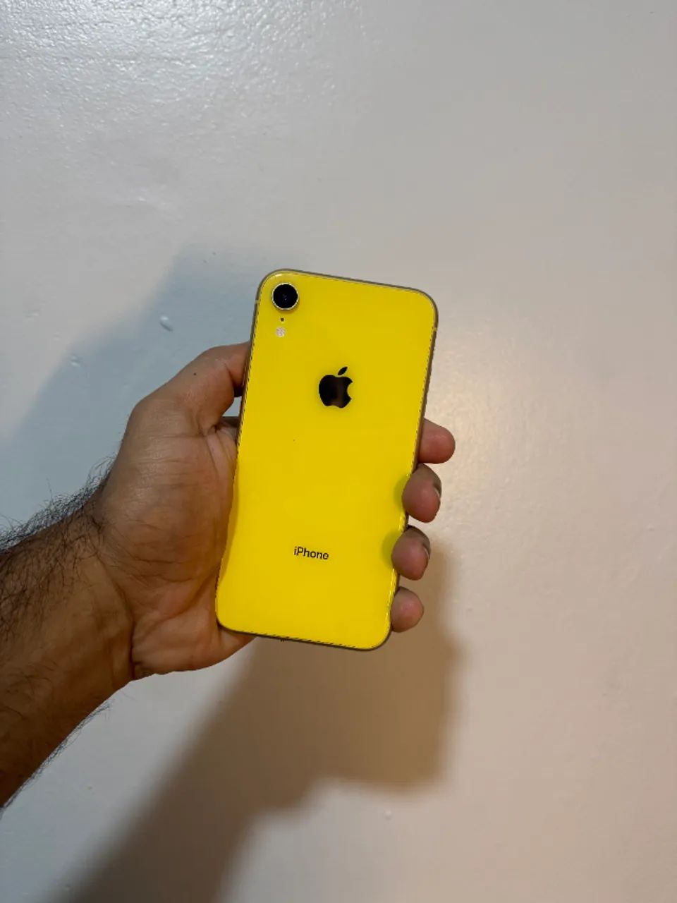 iPhone XR 64GB イエロー Iphone XR 64GB - Celulares e Smartphones - Zumbi dos Palmares