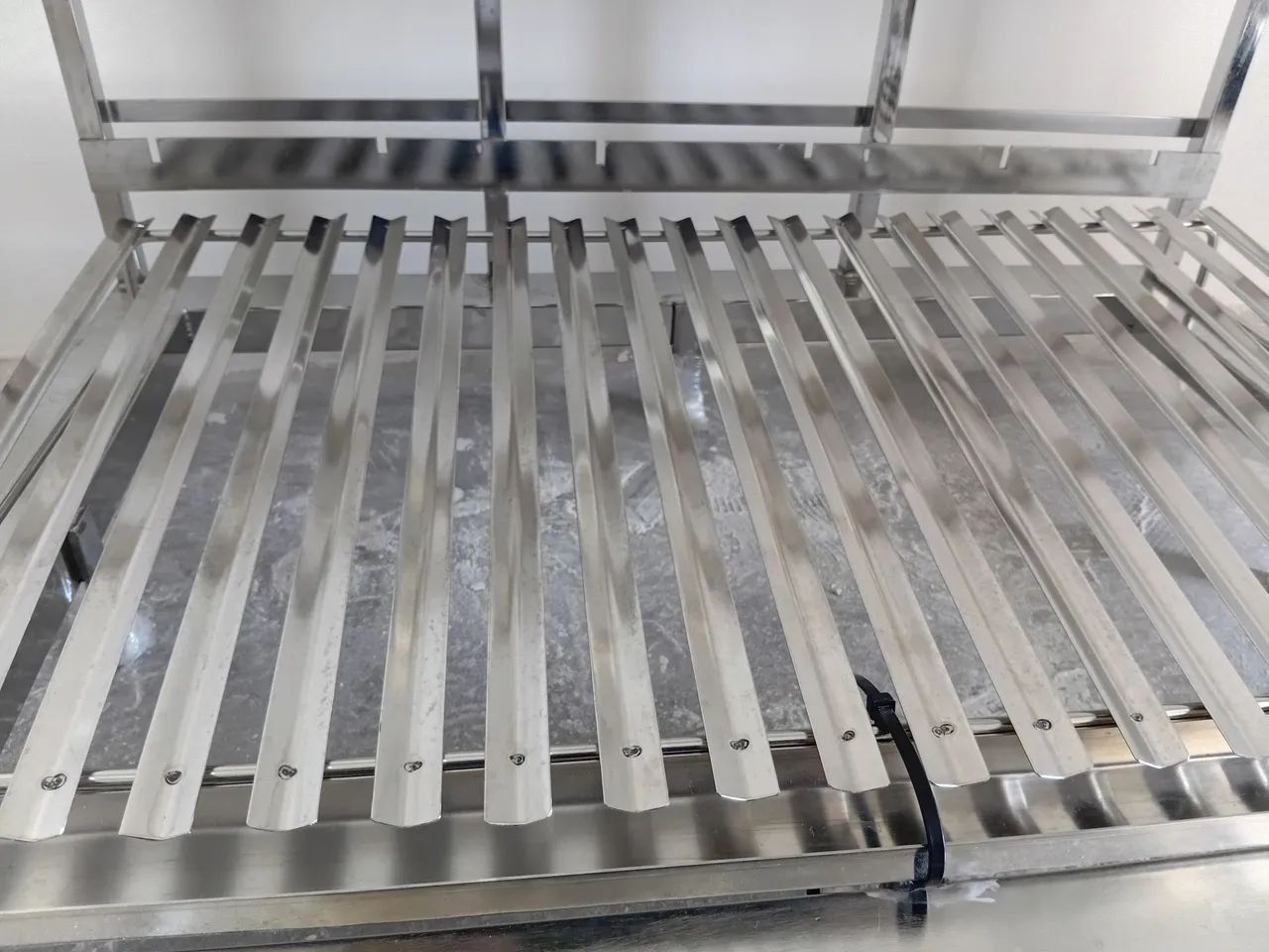 Grill inox 304 suspenso - Foto 4