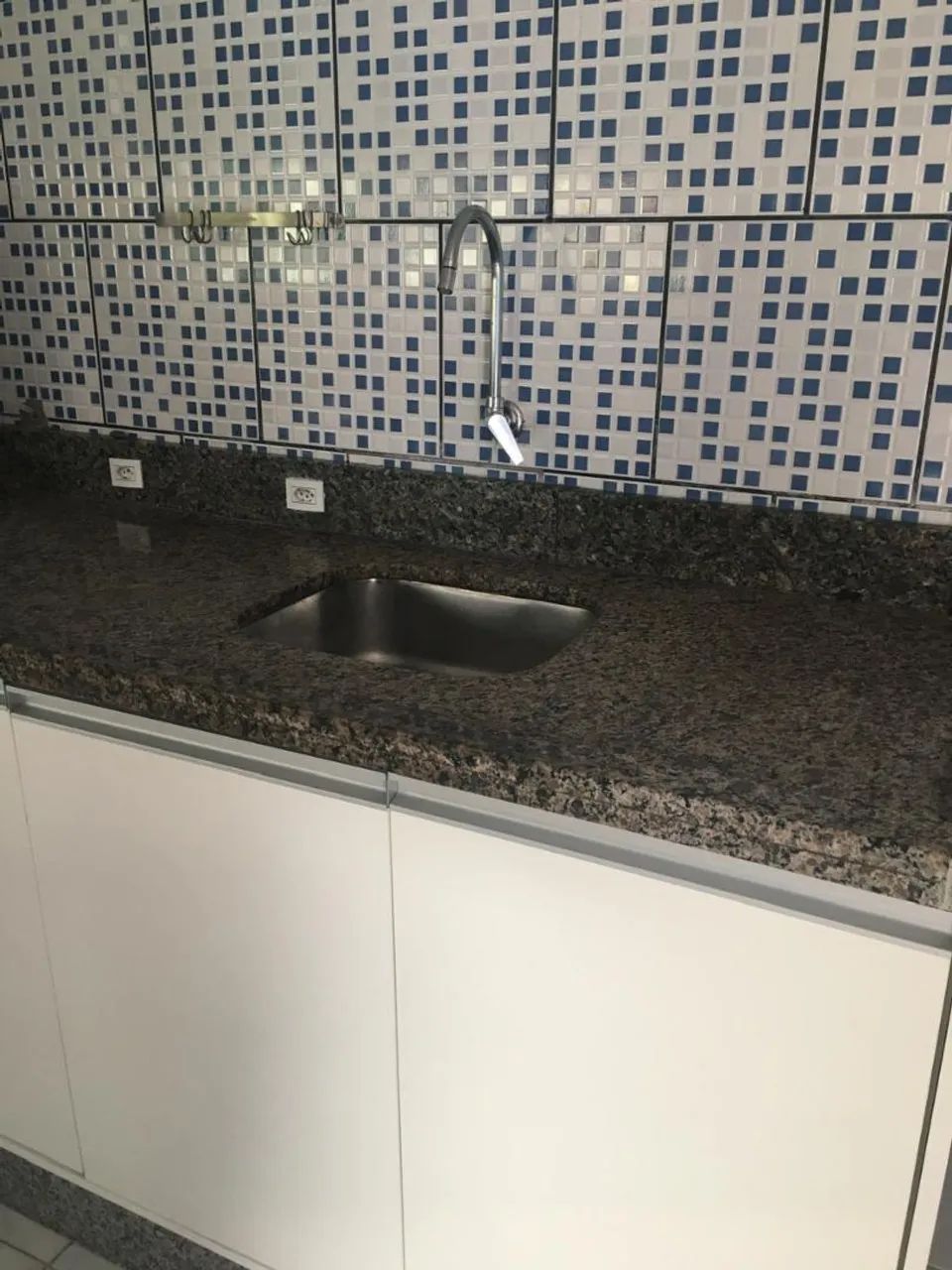 Apto kitnet apartamento moradia mobiliado 