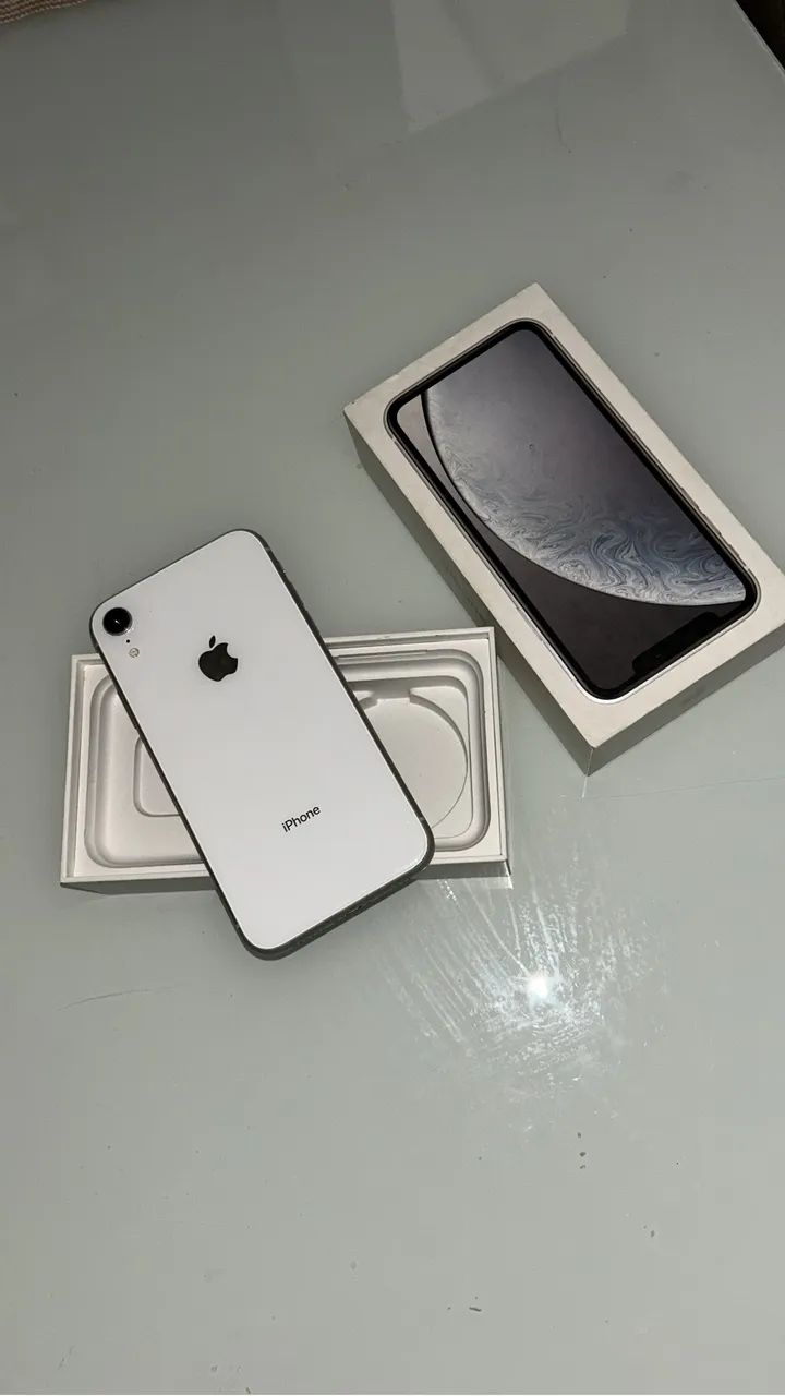 Celular iPhone XR todo original 