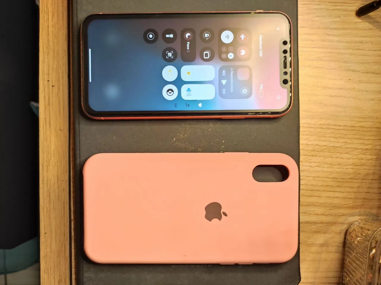 Iphone xr pink rosa 64gb em estado de novo - Celulares e