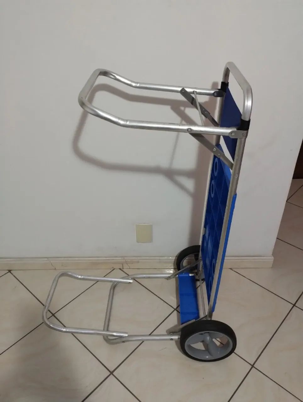 Carrinho de Praia Mor Suporte Caixa Térmica, cor azul - Foto 2