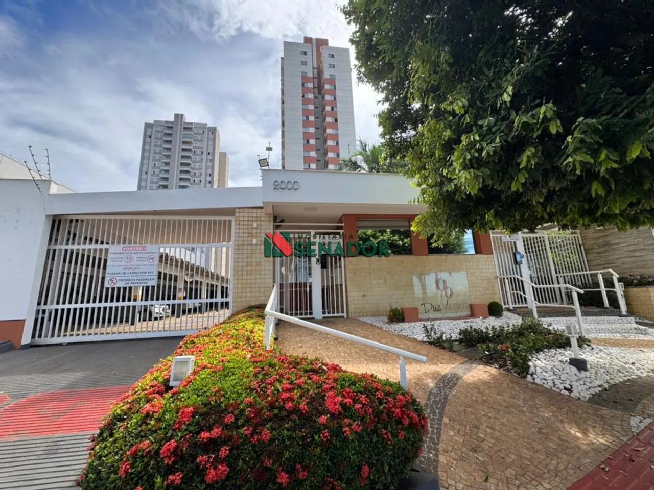 Apartamento à venda em Londrina, Gleba Palhano, com 2 quartos, com 69 m², Edifício Due Tor - Foto 2