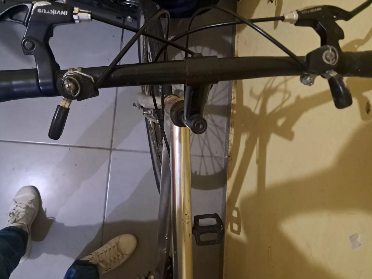 Bicicleta usada Aro 26 - Foto 2