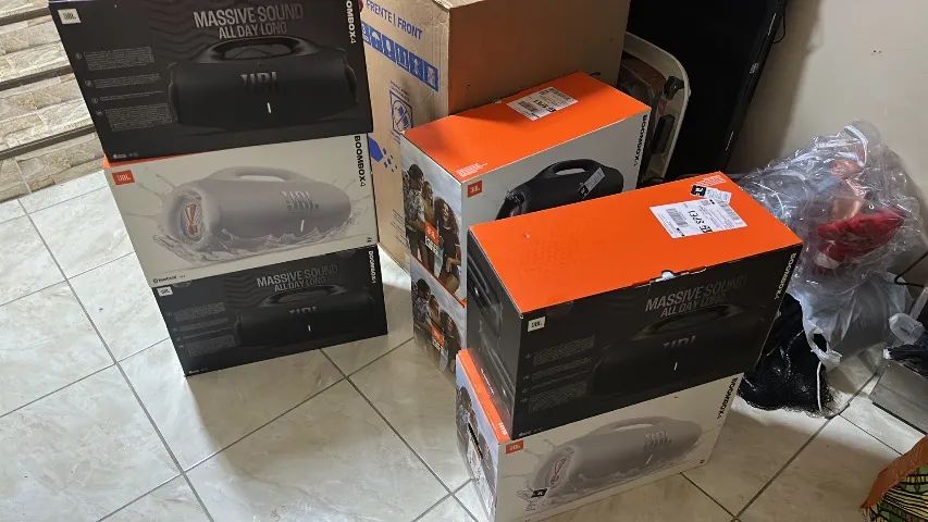 Jbl boombox 4 lacrado 